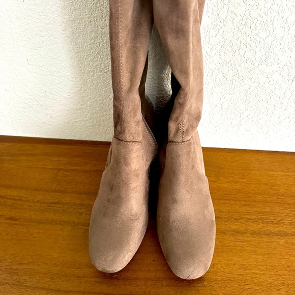 Catherine Malandrino thigh high heeled boots - Picture 4 of 7